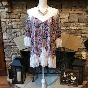 New Vision Boho Lace Top Size Medium